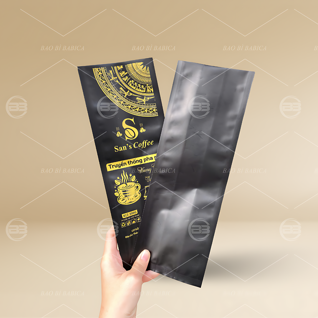 túi 4 cạnh đen in kéo lụa túi 4 cạnh đen in kéo lụa